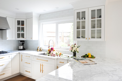 Curated Home By Chrissy & Co, 1637 W 3rd Ave, Vancouver, BC V6J 1K1