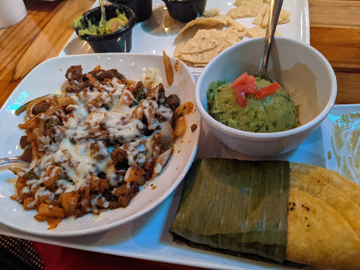 Latin American Restaurant «De La Vega Restaurante y Galeria», reviews and photos, 128 N Woodland Blvd, DeLand, FL 32720, USA