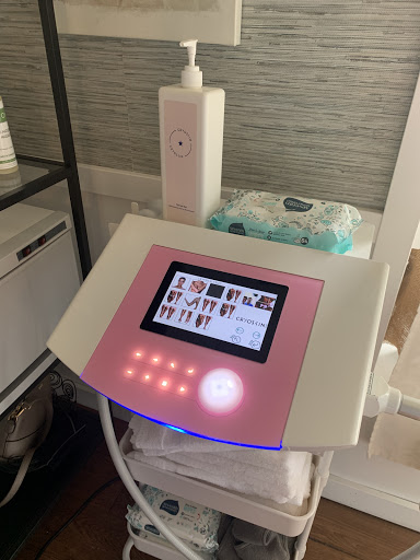 Chatham Beach Salon, 12 Park St, Thomaston, CT 06787, USA, 