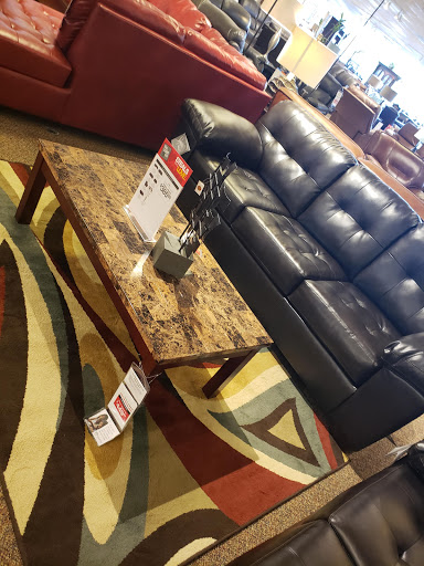 Furniture Store «Gardner-White Furniture», reviews and photos, 4400 E 14 Mile Rd, Warren, MI 48092, USA