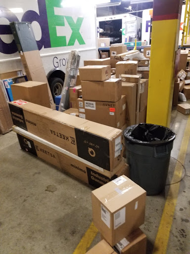 Mailing Service «FedEx Ground», reviews and photos, 5191 Fermi Dr, Fairfield, CA 94534, USA