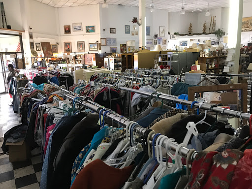 Thrift Store «Sun Rise Thrift Store», reviews and photos, 1880 S Havana St, Aurora, CO 80012, USA