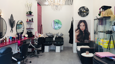 Eiffel Studio Coiffure à Paris