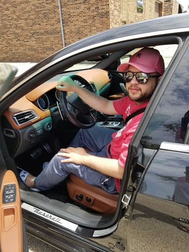 Car Dealer «Platinum Motor Cars», reviews and photos, 1500 Paddock Dr, Northbrook, IL 60062, USA