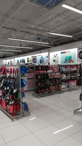 Tiendas para comprar liquidación de ropa tallas grandes Monterrey