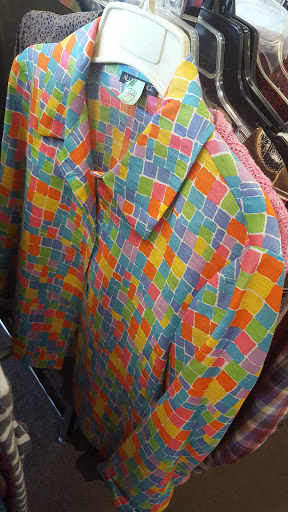 Shopping Mall «Fairfield Shopping Center», reviews and photos, 5322 Lord Dunmore Ct, Virginia Beach, VA 23464, USA