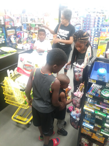 Home Goods Store «Dollar General», reviews and photos, 4970 Commerce Ave, De Leon Springs, FL 32130, USA