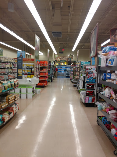 Pet Supply Store «Petco Animal Supplies», reviews and photos, 197 E Dekalb Pike #350, King of Prussia, PA 19406, USA