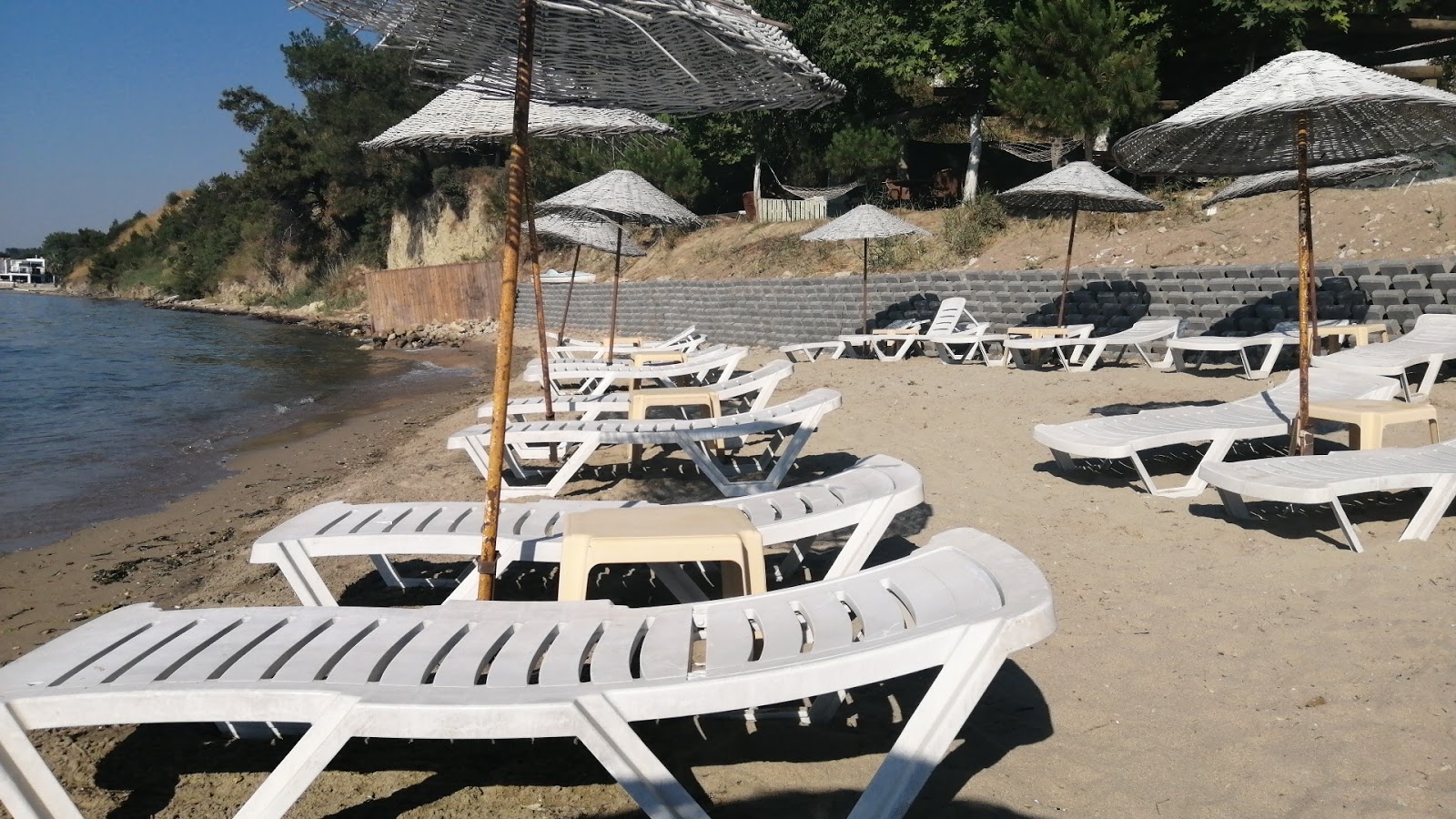 Landscape beach'in fotoğrafı biraz temiz temizlik seviyesi ile
