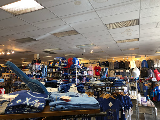 Sportswear Store «Kansas Sampler/Rally House Mission», reviews and photos, 6858 Johnson Dr, Mission, KS 66202, USA