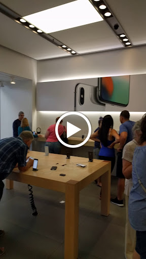 Computer Store «Apple Staten Island», reviews and photos, 2655 Richmond Ave, Staten Island, NY 10314, USA