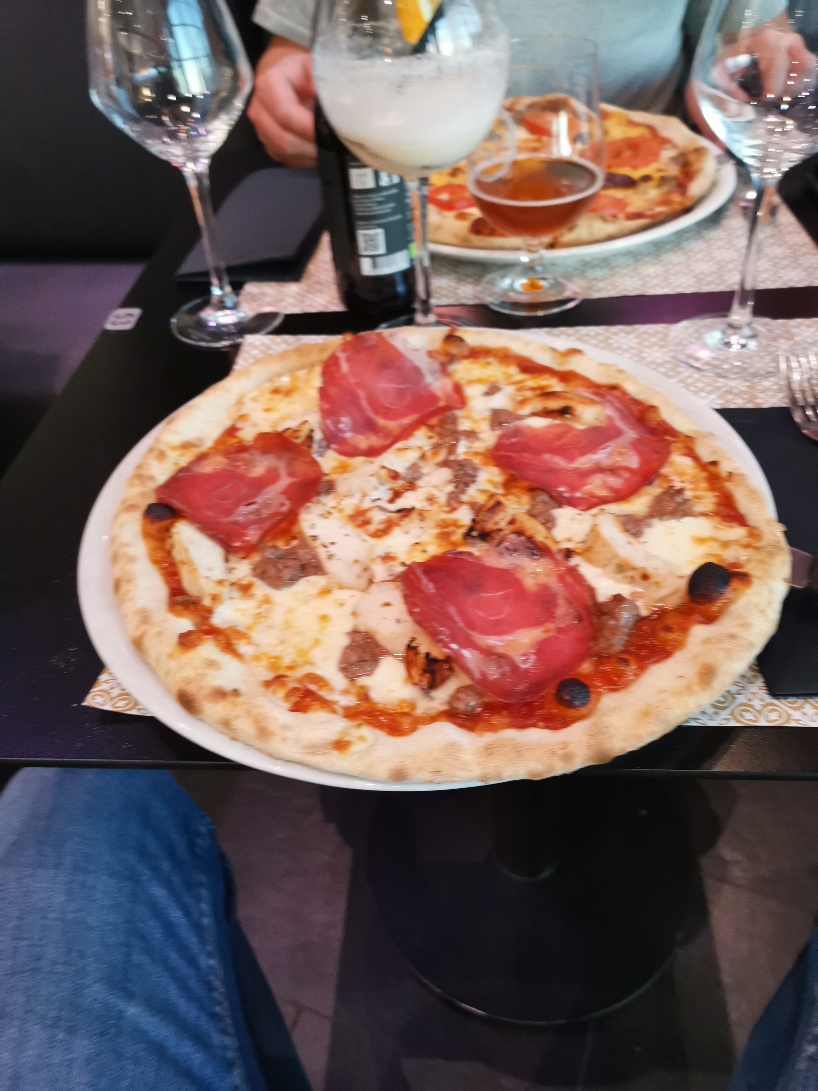 Photo n° 2 de l'avis de Vins.e fait le 06/10/2021 à 19:04