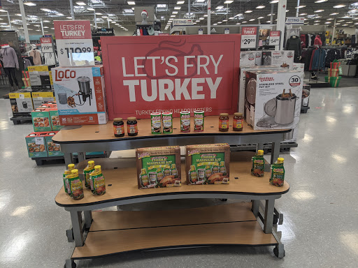 Sporting Goods Store «Academy Sports + Outdoors», reviews and photos, 5400 Brodie Ln, Sunset Valley, TX 78745, USA