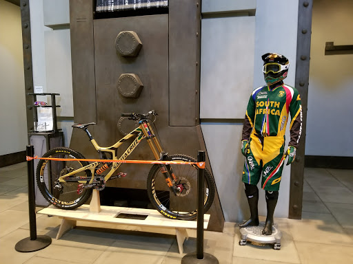 Oakley Store image