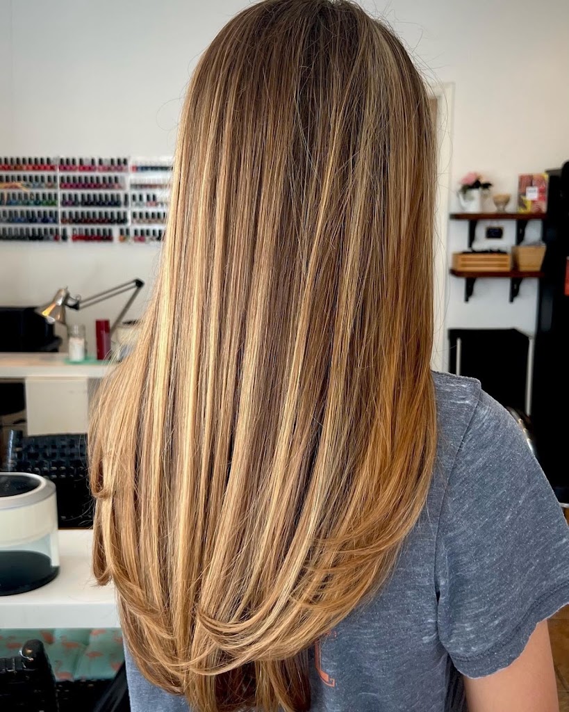 Rinse and Repeat, a Kellie Rucker Salon 33064