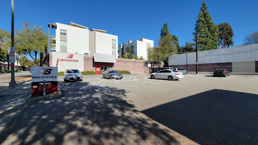 Shoe Store «New Balance», reviews and photos, 270 S Arroyo Pkwy, Pasadena, CA 91105, USA