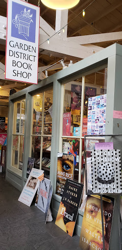 Book Store «Garden District Book Shop», reviews and photos, 2727 Prytania St, New Orleans, LA 70130, USA
