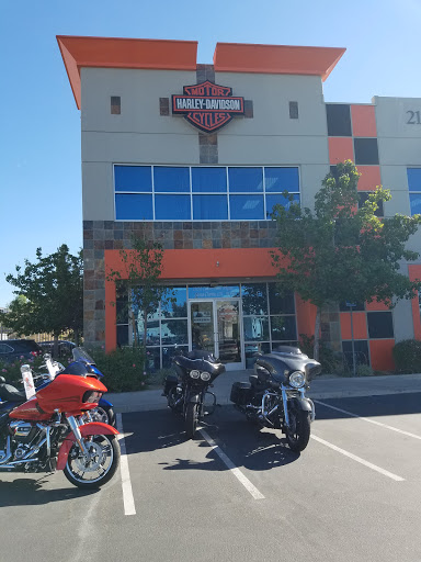 Harley-Davidson Dealer «Santa Clarita Harley-Davidson», reviews and photos, 21130 Centre Pointe Pkwy, Santa Clarita, CA 91350, USA