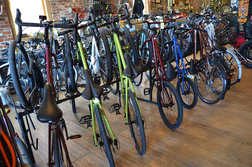 Bicycle Store «Ichi Bike», reviews and photos, 311 E Walnut St, Des Moines, IA 50309, USA