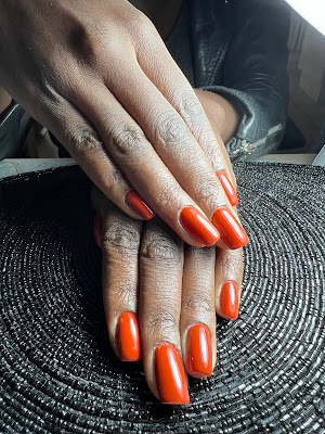 Check My Nails by Guyln à Fontaine