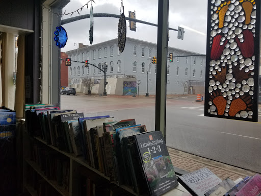 Book Store «Paperback Exchange», reviews and photos, 201 W Main St, Lancaster, OH 43130, USA
