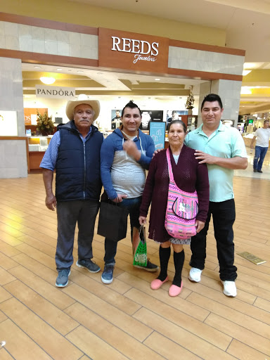 Mexican Restaurant «Restaurant La Chalupita», reviews and photos, 116 Nashville Hwy, Columbia, TN 38401, USA