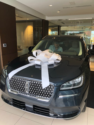 Ford Dealer «Angela Krause Ford Lincoln of Alpharetta», reviews and photos, 1575 Mansell Rd, Alpharetta, GA 30009, USA