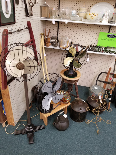 Antique Store «Treasures At Century Plaza», reviews and photos, 3702 Century Dr, Fort Smith, AR 72903, USA