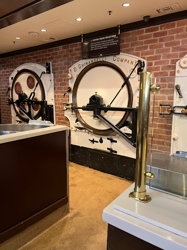 Chocolate Shop «Ghirardelli Chocolate», reviews and photos, 2 New Montgomery St, San Francisco, CA 94105, USA