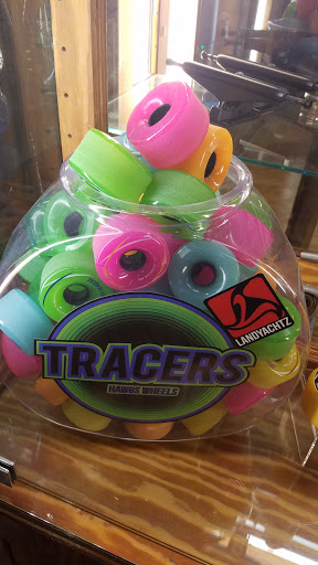 Surf Shop «Aqua Shop Indoor Surfing», reviews and photos, 6121 West Park Boulevard R102, Plano, TX 75093, USA