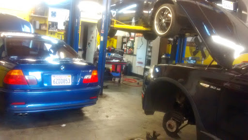 Auto Repair Shop «Automedic», reviews and photos, 1230 Western St B, Fairfield, CA 94533, USA