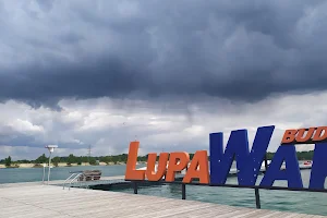 Wakeboard and water ski lake Lupa image