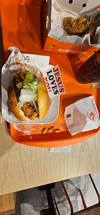 Hamburger du Restaurant américain Popeyes - Lyon Part-Dieu - n°13