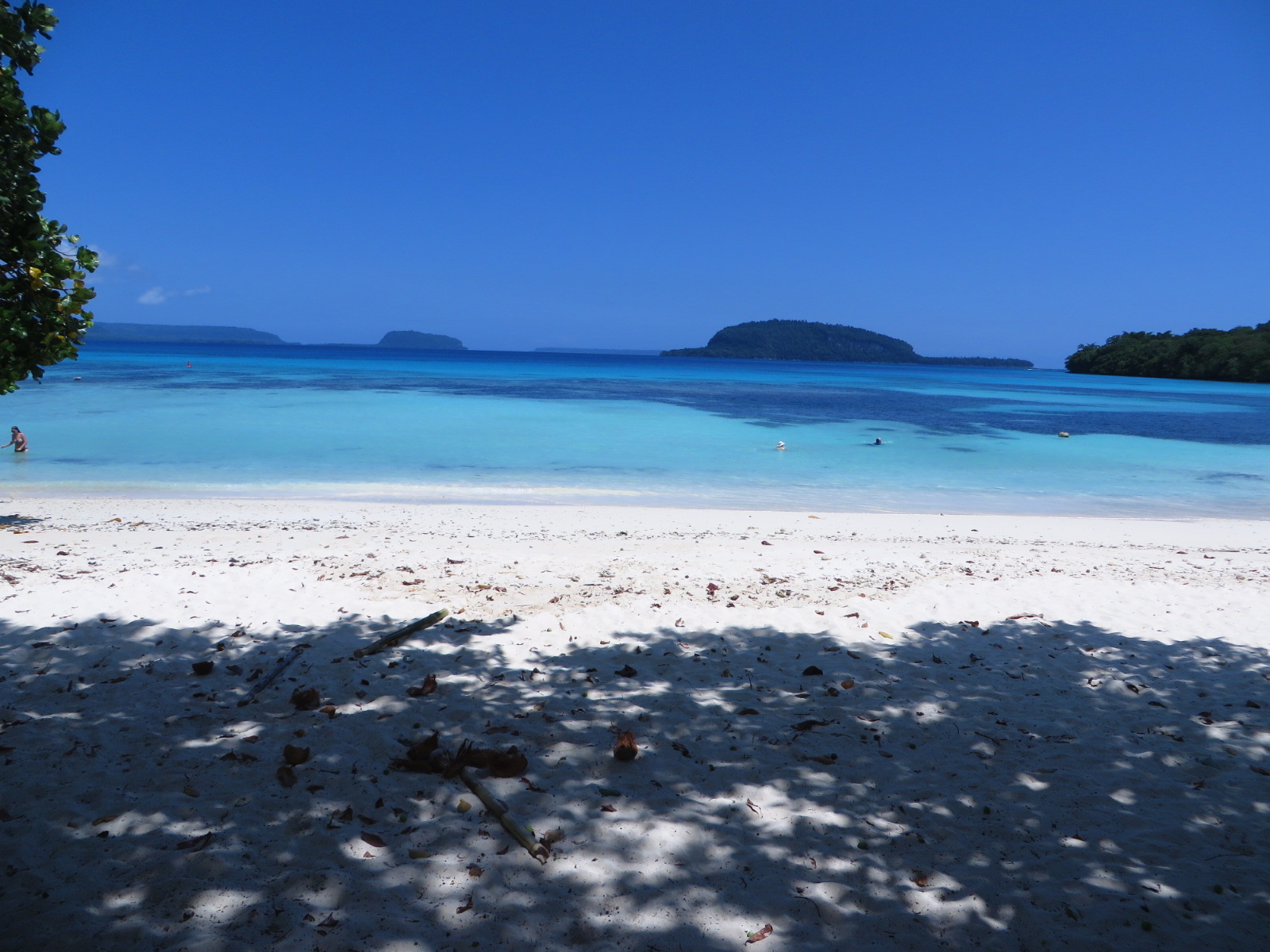 Foto di Lonnoc Beach e il suo bellissimo paesaggio