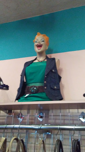 Thrift Store «The Outlet Thrift Store», reviews and photos, 1212 E Harding Way, Stockton, CA 95205, USA