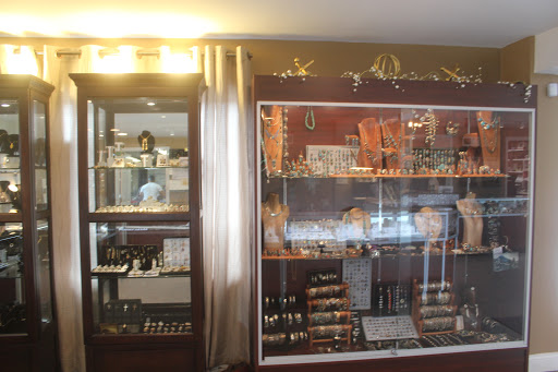 Jeweler «The Gem Jewelry Repair & Sales», reviews and photos, 4707 Jonestown Rd, Harrisburg, PA 17109, USA