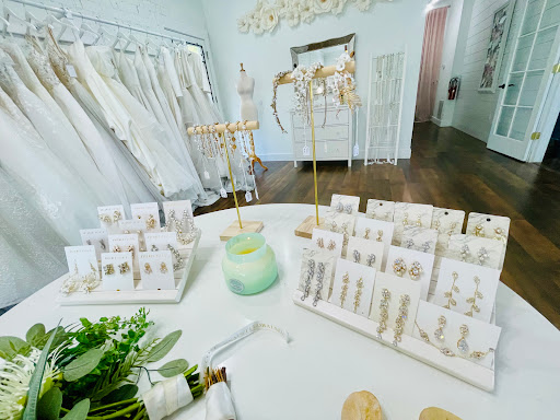 The White Magnolia Bridal Collection, 1716 Hendricks Ave, Jacksonville, FL 32207, USA, 