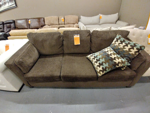 Furniture Store «Value City Furniture», reviews and photos, 7500 Brookpark Rd, Cleveland, OH 44129, USA