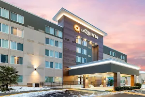 La Quinta Inn by Wyndham Lynnwood image