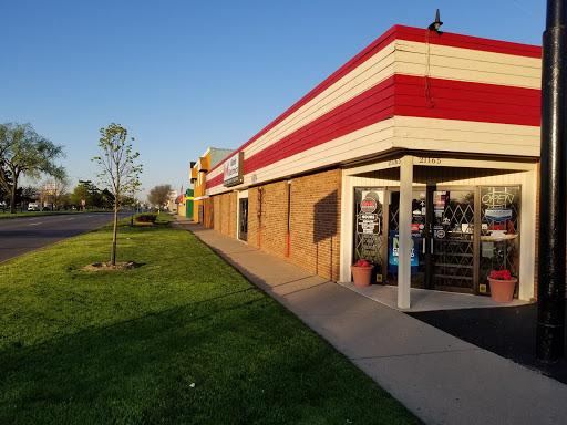 Car Stereo Store «WOW Electronics», reviews and photos, 21165 Gratiot Ave, Eastpointe, MI 48021, USA