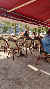 Atmosphère du Restaurant Le Moka à Lisieux - n°4