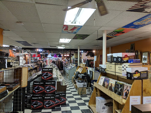 Record Store «POPS Resale», reviews and photos, 1423 Leestown Rd B, Lexington, KY 40511, USA