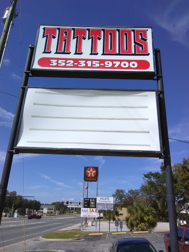 Tattoo Shop «Big Mikes House of Ink Inc», reviews and photos, 1026 W N Blvd, Leesburg, FL 34748, USA