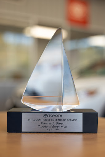 Toyota Dealer «Toyota of Greenwich», reviews and photos, 75 E Putnam Ave, Cos Cob, CT 06807, USA