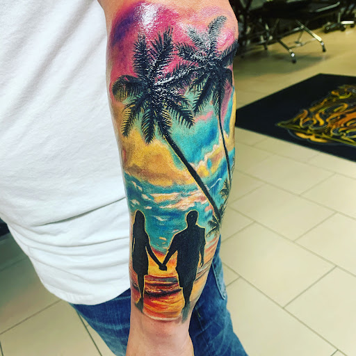 Explore ace of spades tattoo ideas, creative tattoo ideas in Sarasota, available at SEVEN SINS Tattoo Studio