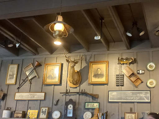 American Restaurant «Cracker Barrel Old Country Store», reviews and photos, 550 Co Rd 117, Buda, TX 78610, USA