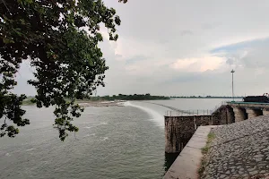 Top View Point, Parichha Dam image
