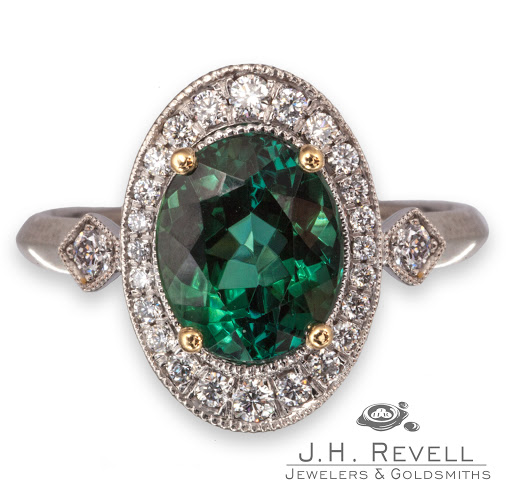 Jewelry Store «Revell Jewelers», reviews and photos, 904 Middle Rd, Bettendorf, IA 52722, USA