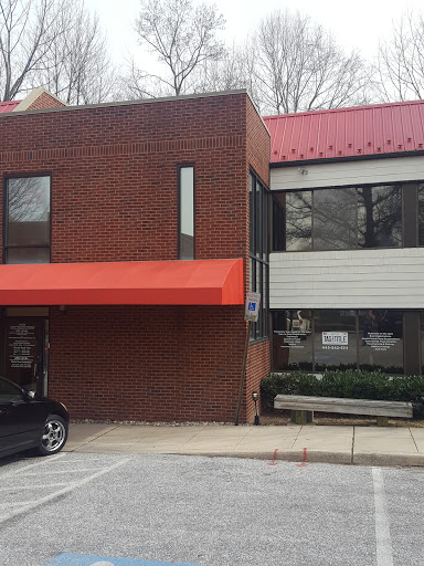 Terrys Tag & Title Services, 10724 Little Patuxent Pkwy #100, Columbia, MD 21044, Title Company