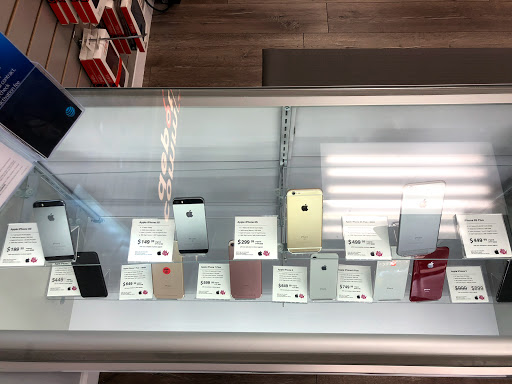 Cell Phone Store «Communication Depot», reviews and photos, 242 Mayfair Plaza Shopping Center, Florissant, MO 63033, USA